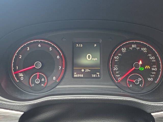 2020 Volkswagen Passat R-Line