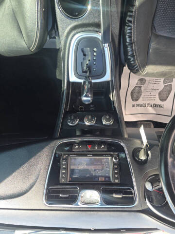 2011 Chrysler 200 S