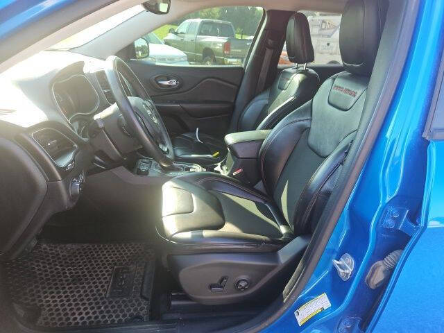 2020 Jeep Cherokee Trailhawk