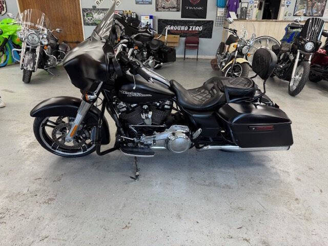 2017 Harley-Davidson Street Glide