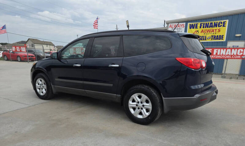 2011 Chevrolet Traverse LS
