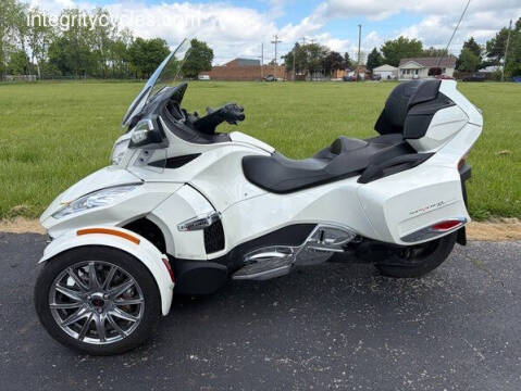 2014 Can-Am Spyder RT-S SE6