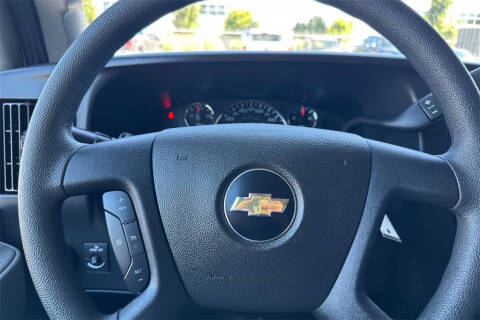 2024 Chevrolet Express LT 3500