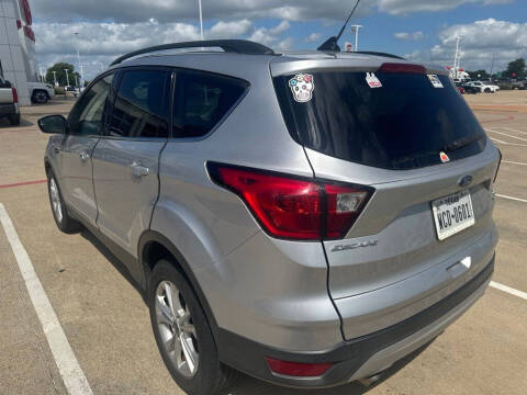 2019 Ford Escape SEL