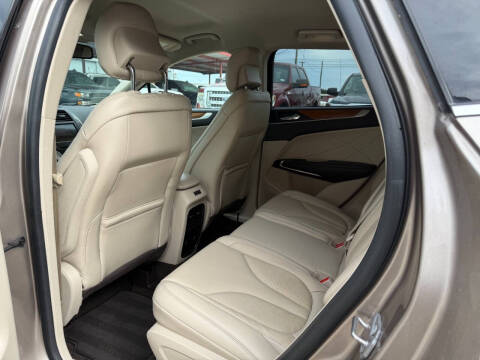 2019 Lincoln MKC Select