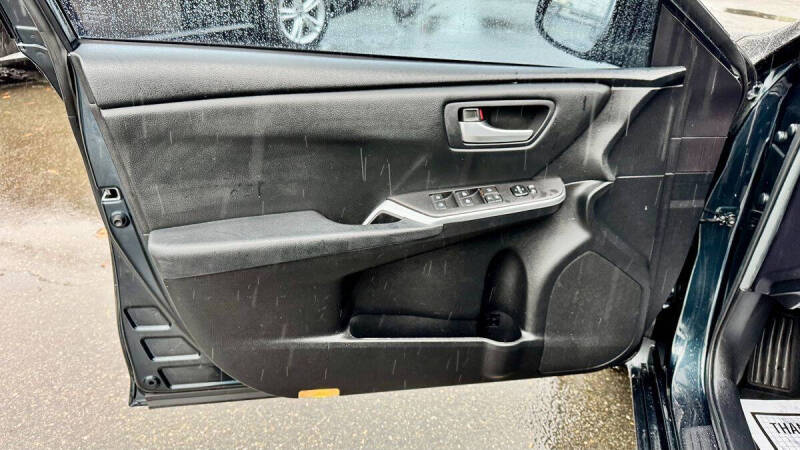 2015 Toyota Camry SE