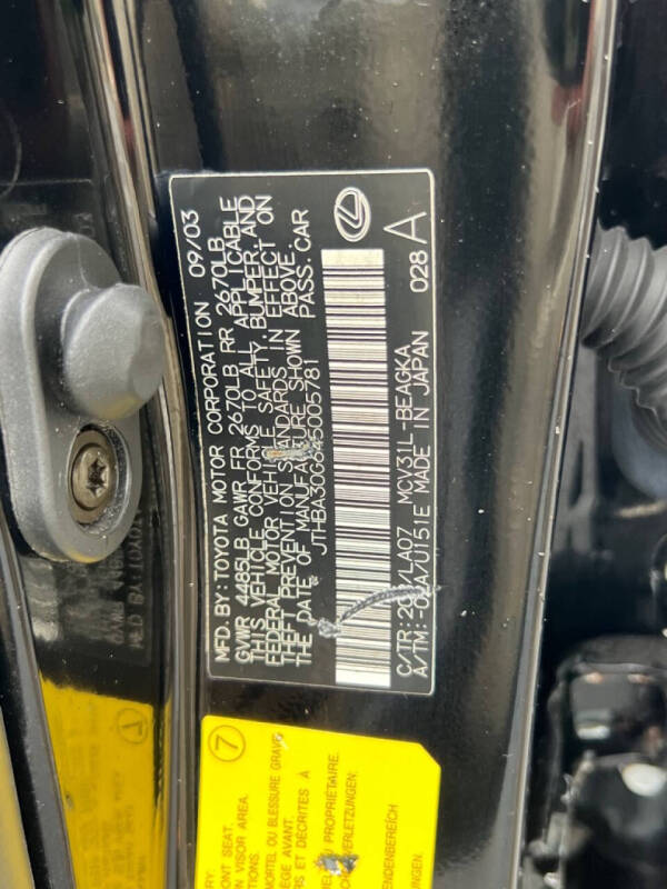 2004 Lexus ES 330