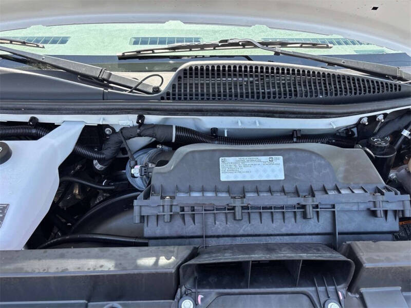 2024 Chevrolet Express 2500