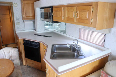 1998 Mountain Air MotorHome