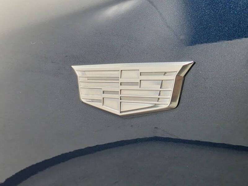 2020 Cadillac XT4 Premium Luxury