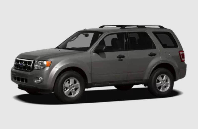 2010 Ford Escape for sale at DISTINCT AUTO GROUP LLC in Kent OH