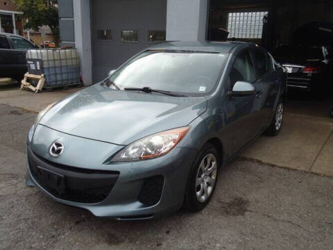 2013 Mazda MAZDA3 i SV