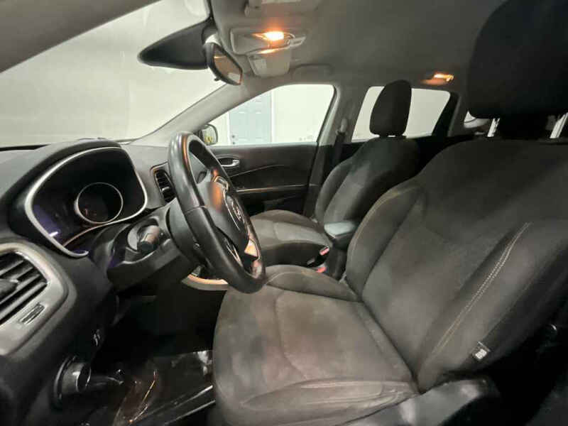 2017 Jeep Compass Sport