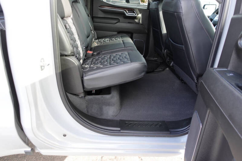 2024 GMC Sierra 1500 Elevation Standard