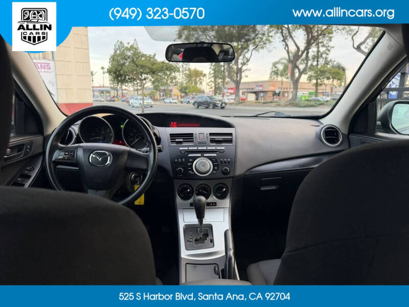 2011 Mazda MAZDA3 i Sport