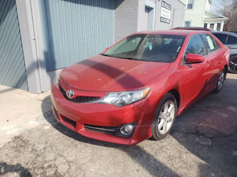 2013 Toyota Camry for sale at M & C Auto Sales in Toledo OH