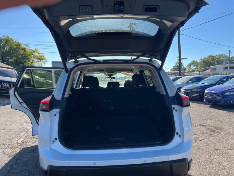 2024 Nissan Rogue SV