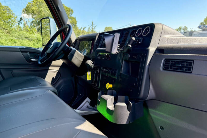 2025 International MV607