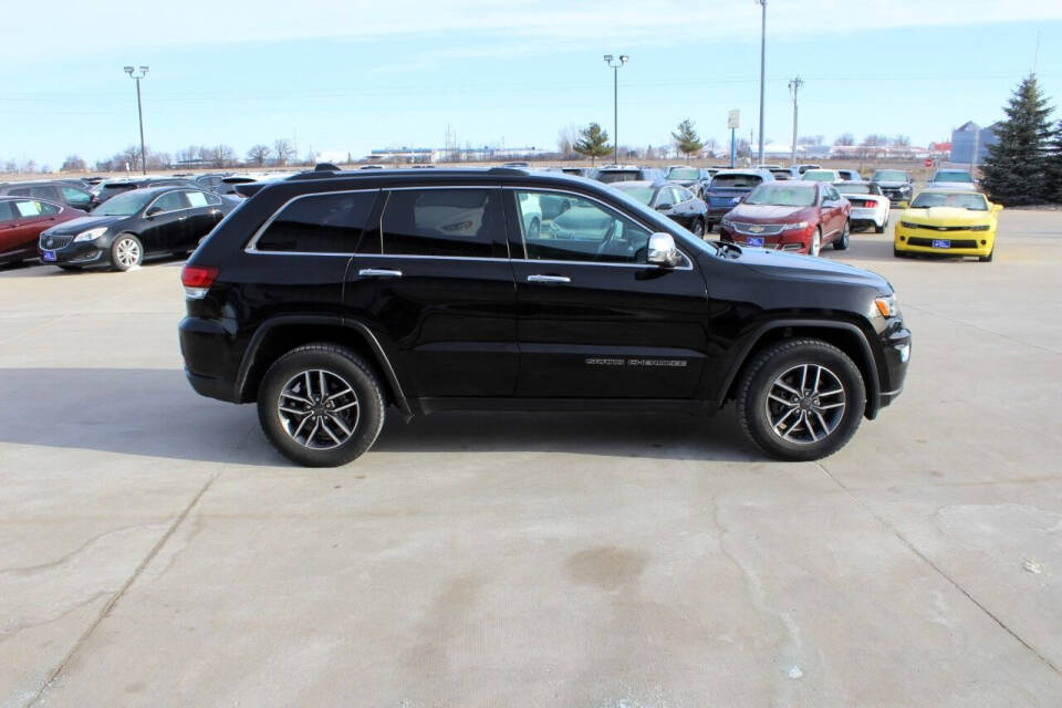 2021 Jeep Grand Cherokee for sale at Cresco Motor Company in Cresco, IA