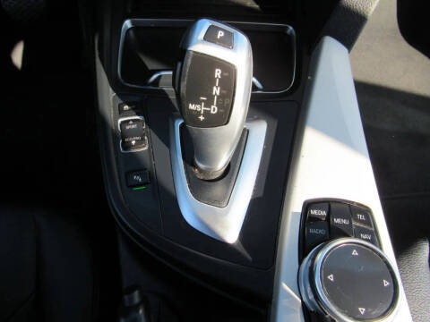 2017 BMW 3 Series 320i xDrive