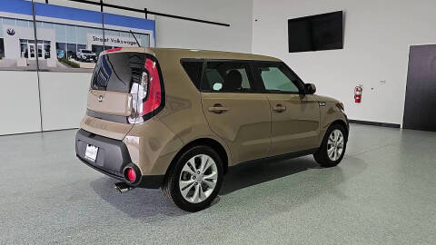 2015 Kia Soul +