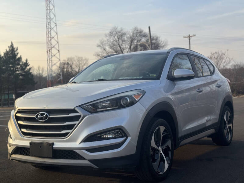 2017 Hyundai Tucson Sport's photo