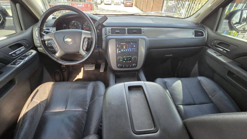 2013 Chevrolet Suburban LT