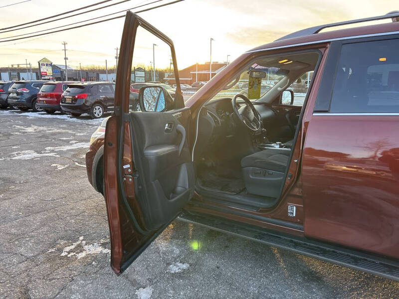 2017 Nissan Armada SV