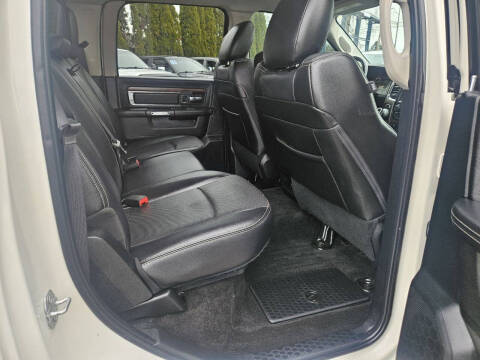 2017 RAM 1500 Laramie