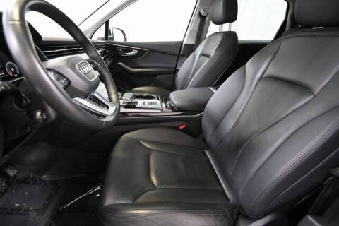 2022 Audi Q7 quattro Premium Plus 55 TFSI