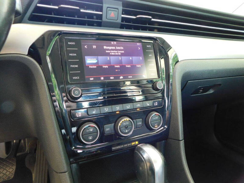 2020 Volkswagen Passat SE