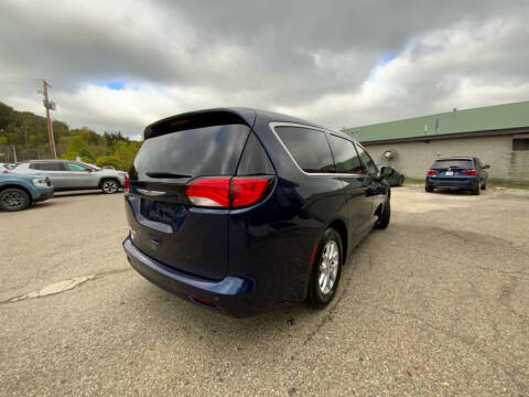 2018 Chrysler Pacifica LX