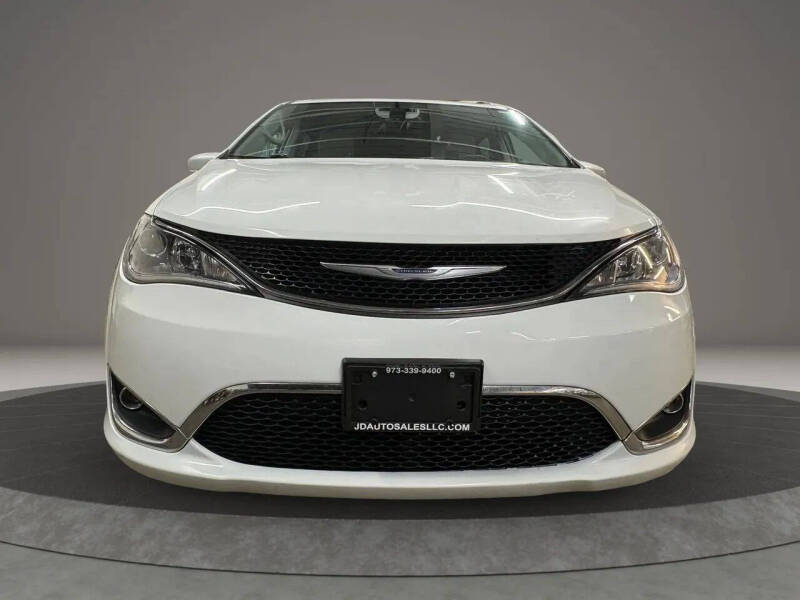 2017 Chrysler Pacifica