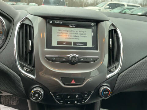 2018 Chevrolet Cruze LT Auto