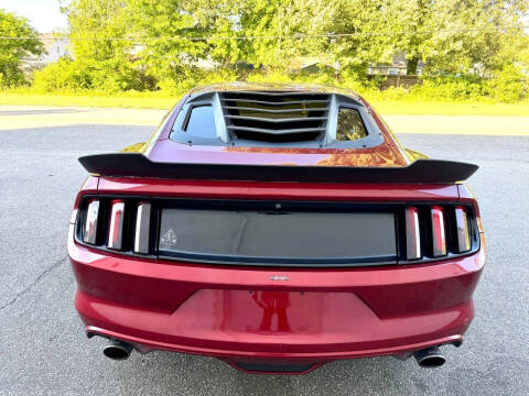 2017 Ford Mustang V6