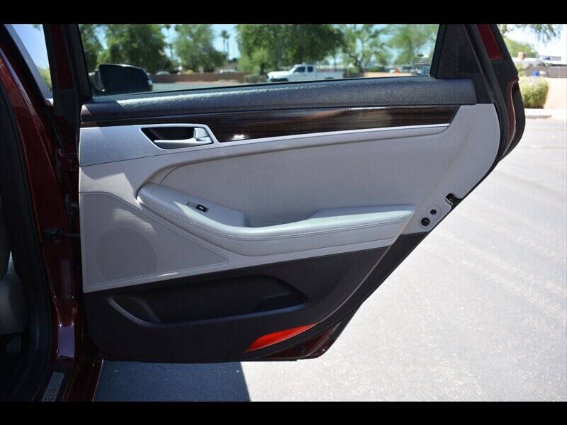 2015 Hyundai Genesis