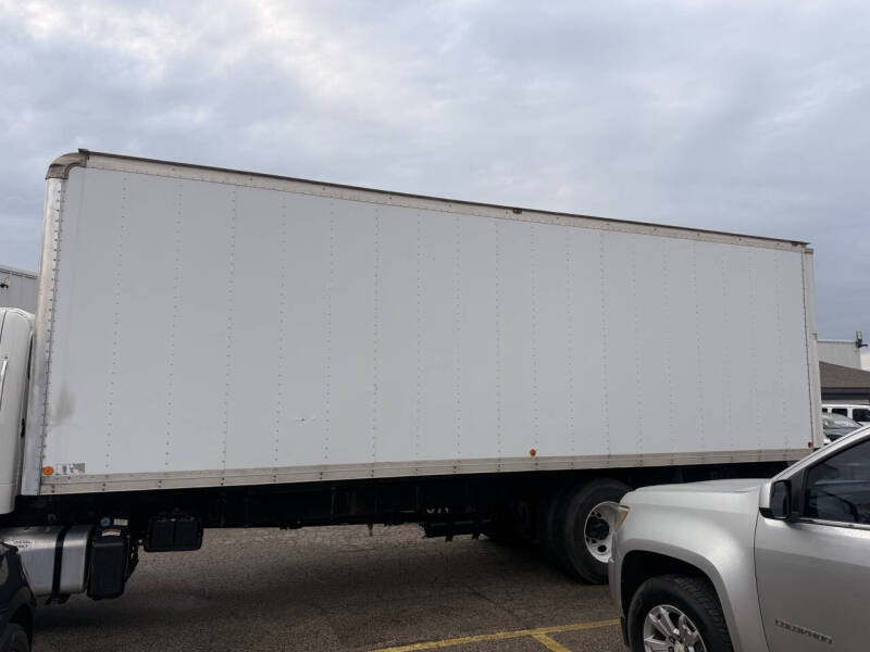 2022 Freightliner M2 106