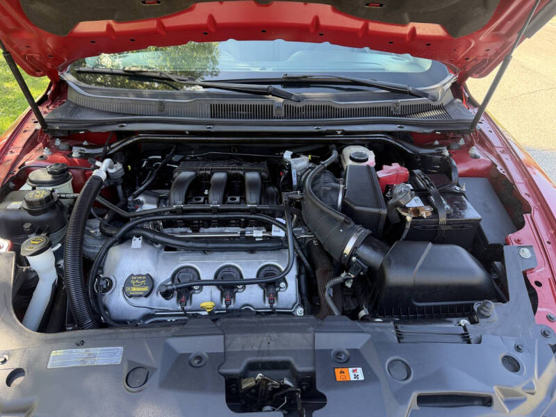 2011 Ford Taurus SEL