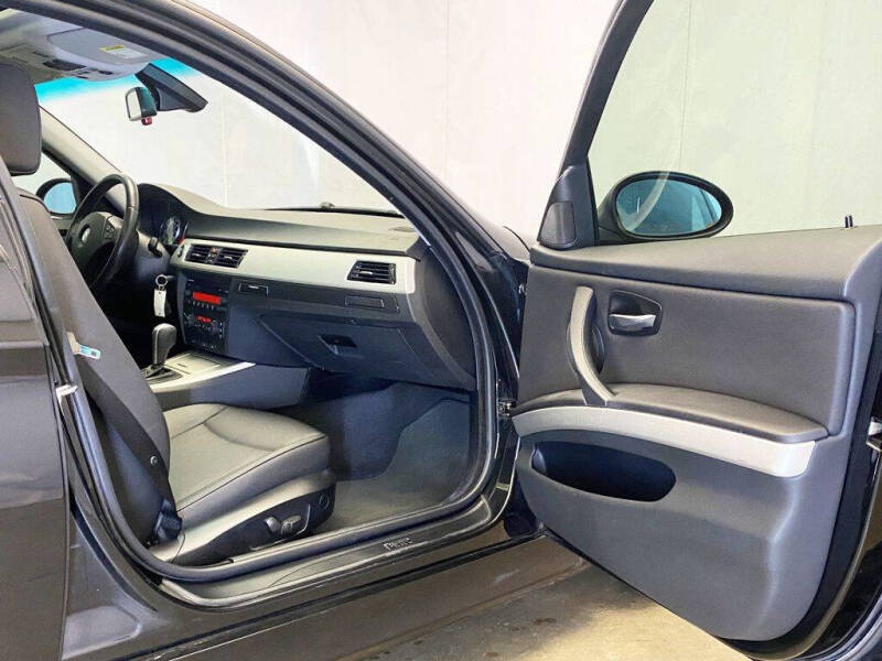 2006 BMW 3 Series 325xi