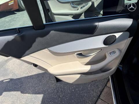 2016 Mercedes-Benz C-Class