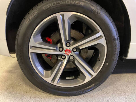 2019 Jaguar F-PACE S