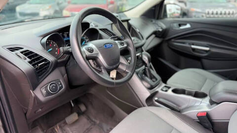 2016 Ford Escape SE