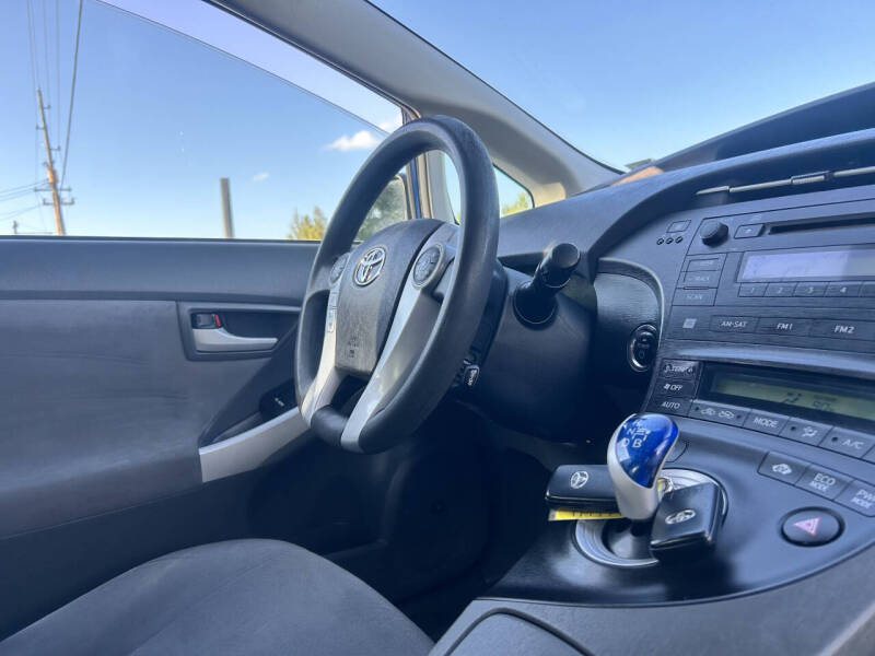 2010 Toyota Prius II