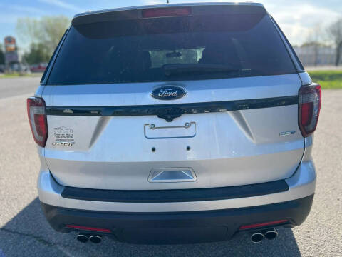 2019 Ford Explorer Sport