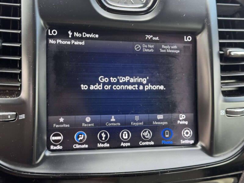 2019 Chrysler 300 S