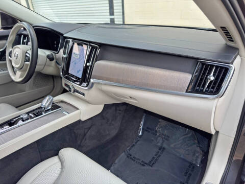 2023 Volvo S90 B6 Ultimate
