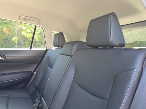 2024 Toyota Corolla Cross XLE