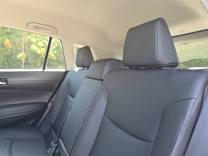 2024 Toyota Corolla Cross XLE