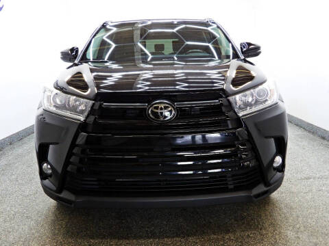 2017 Toyota Highlander SE