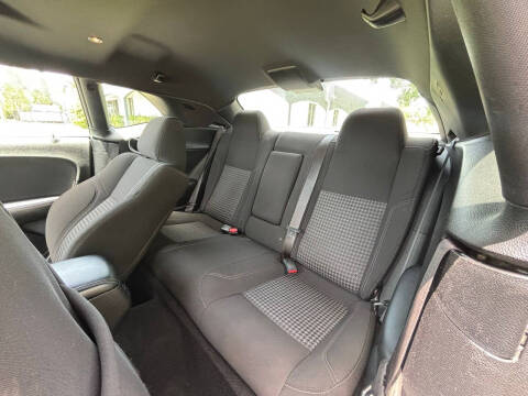 2021 Dodge Challenger SXT